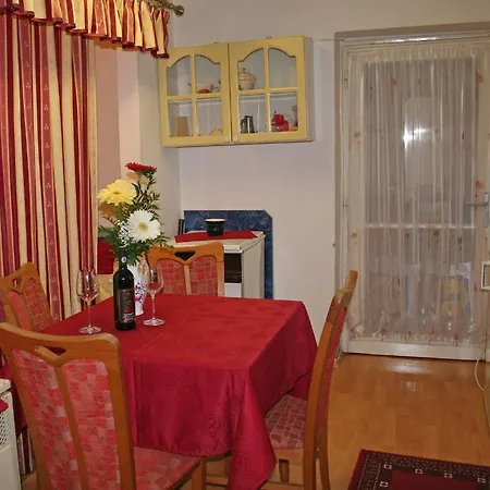 Arany Barokk Apartmán *